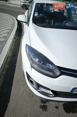 Хэтчбек Renault Megane 2015 в 