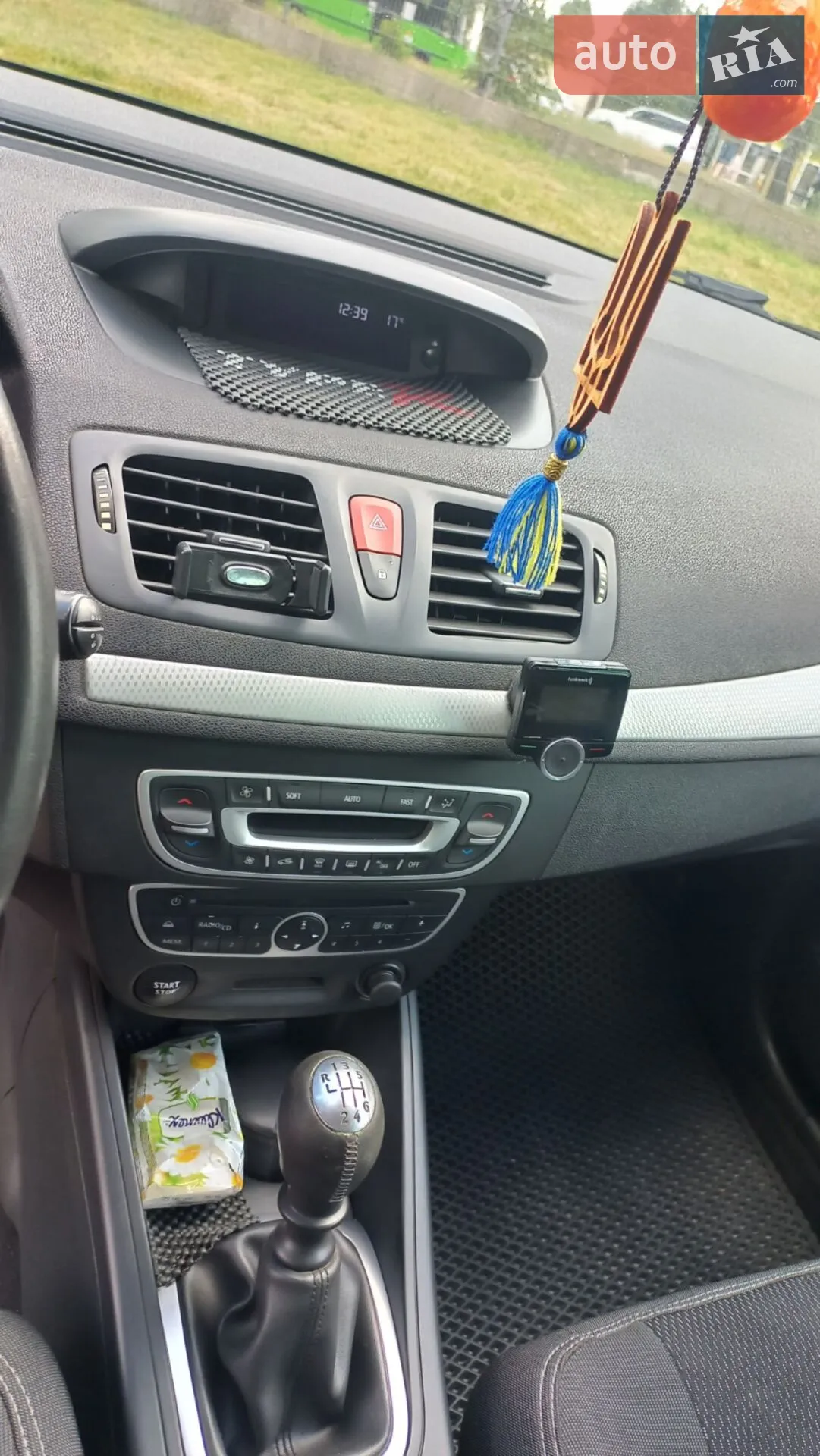 2012 Renault Megane - мініатюра 12