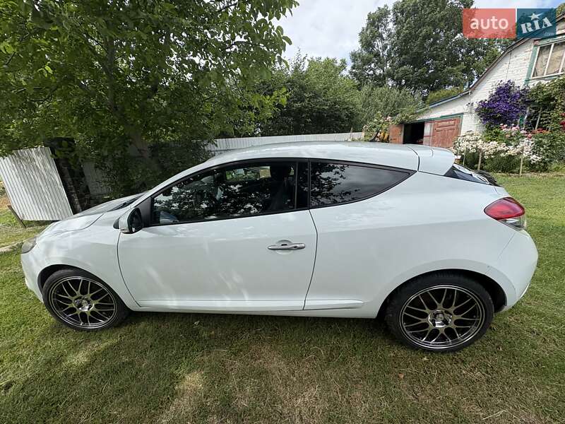 Купе Renault Megane 2009 в Корсуне-Шевченковском