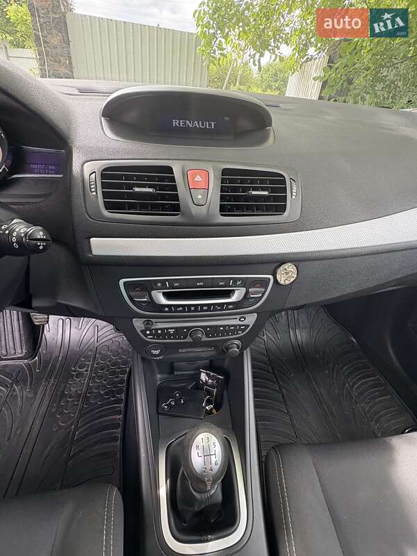 Купе Renault Megane 2009 в Корсуне-Шевченковском