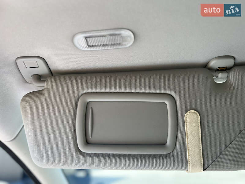 Хэтчбек Renault Megane 2012 в Новоселице