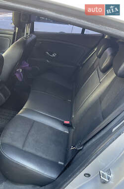 Хэтчбек Renault Megane 2009 в 
