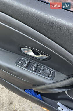 Хэтчбек Renault Megane 2009 в 