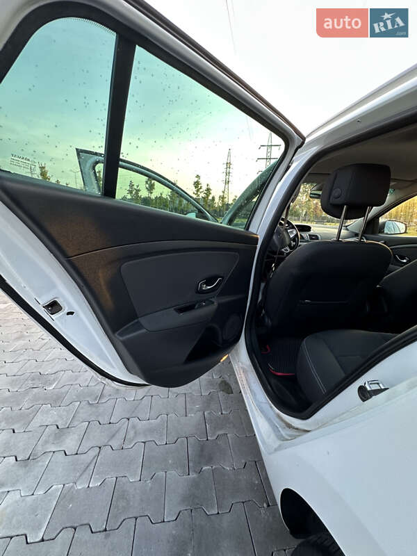 Универсал Renault Megane 2011 в Буче