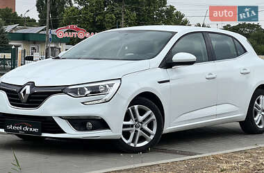 Хэтчбек Renault Megane 2017 в Николаеве