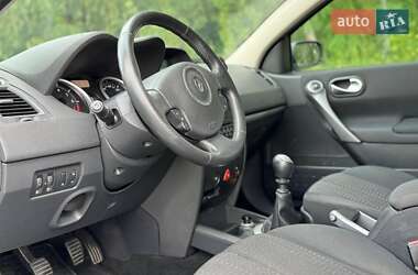Хэтчбек Renault Megane 2006 в 