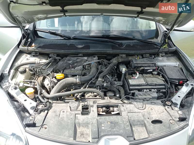 Універсал Renault Megane 2013 в Івано-Франківську фото 17 Універсал Renault Megane 2013 в Івано-Франківську