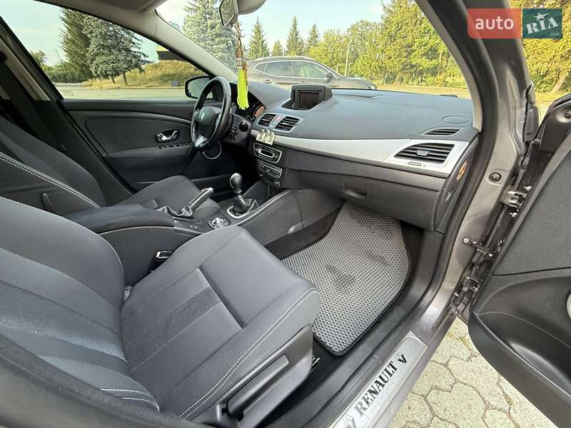 Хэтчбек Renault Megane 2010 в Дубно