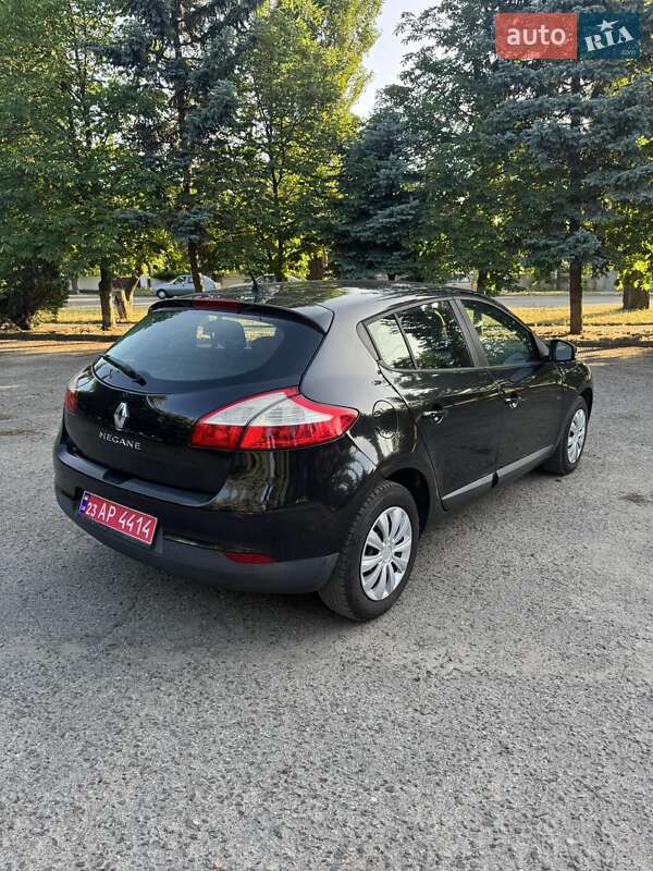 Хэтчбек Renault Megane 2011 в Вознесенске