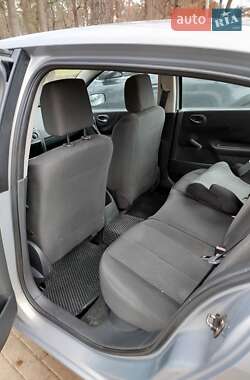 Седан Renault Megane 2005 в 