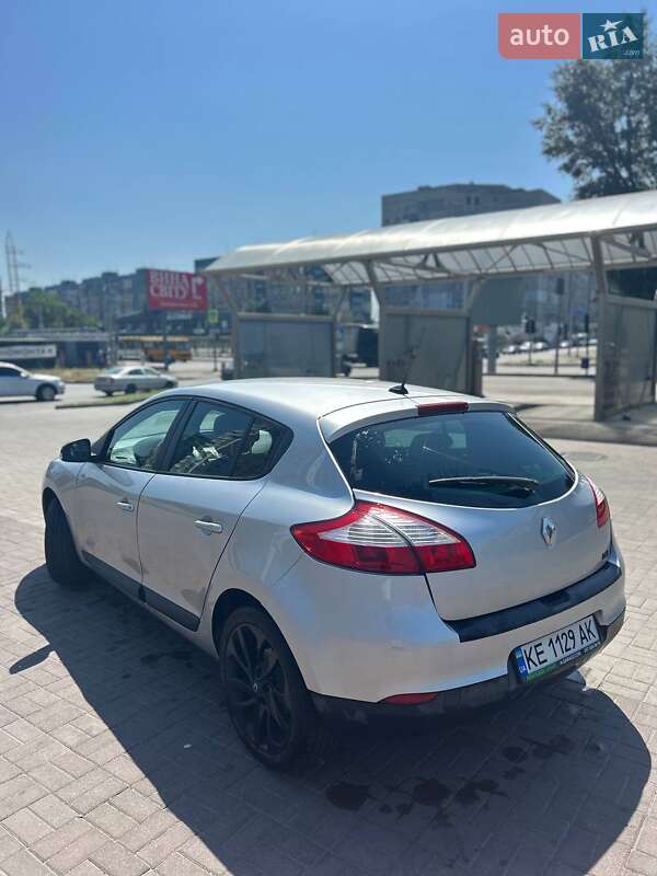 Хетчбек Renault Megane 2014 в Дніпрі