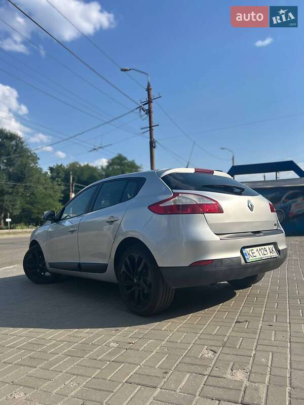 Хетчбек Renault Megane 2014 в Дніпрі
