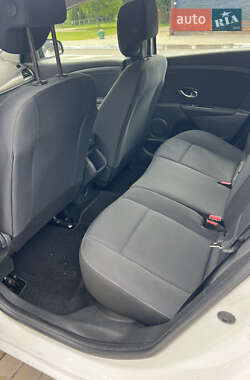 Универсал Renault Megane 2014 в 