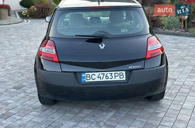 Хэтчбек Renault Megane 2007 в 