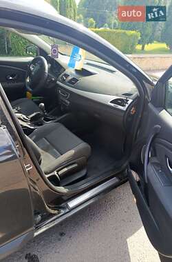 Универсал Renault Megane 2010 в 
