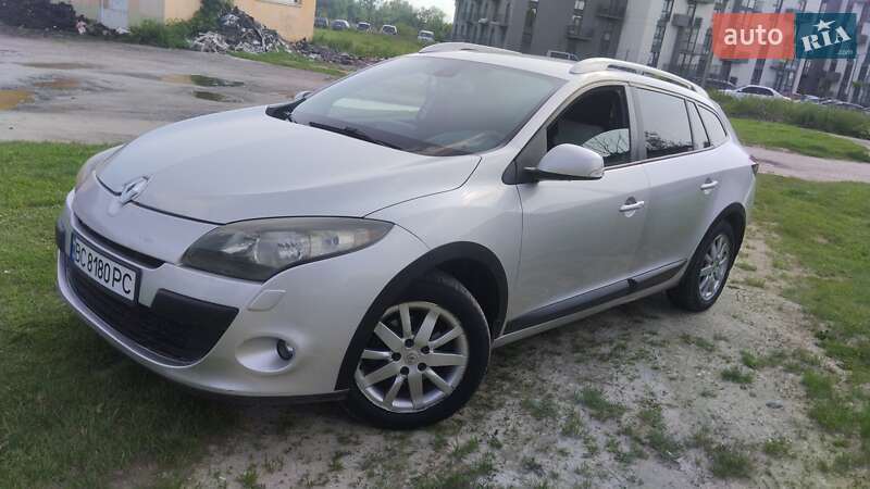 Универсал Renault Megane 2011 в Пустомытах