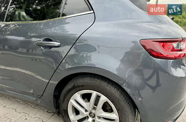 Хетчбек Renault Megane 2018 в 