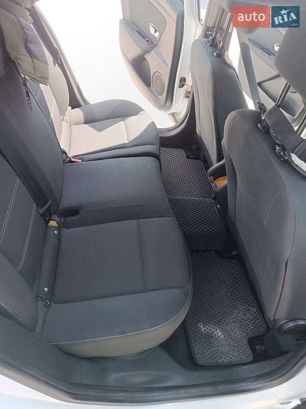 Универсал Renault Megane 2015 в Золочеве