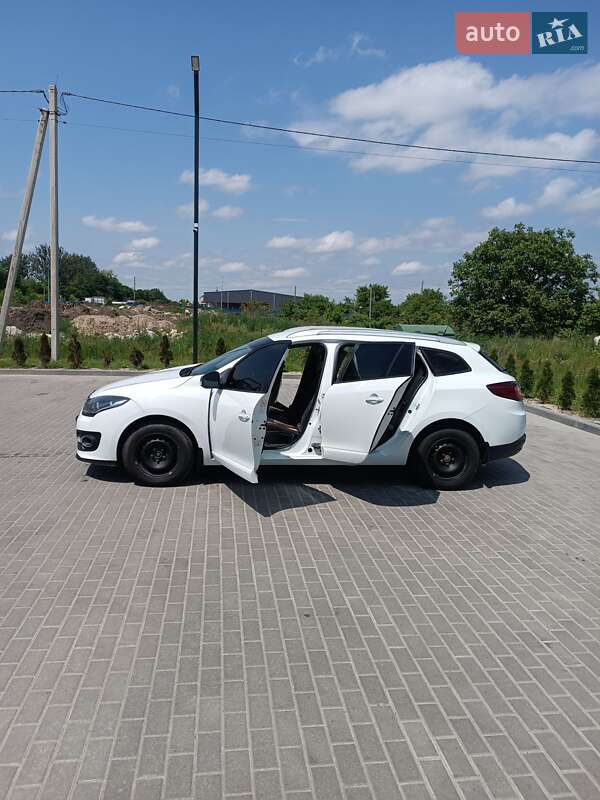 Универсал Renault Megane 2015 в Золочеве