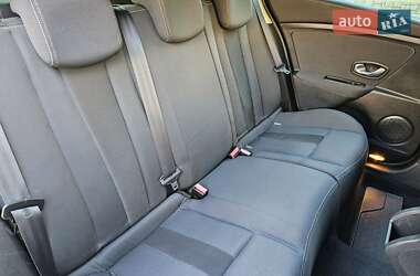 Хэтчбек Renault Megane 2009 в 