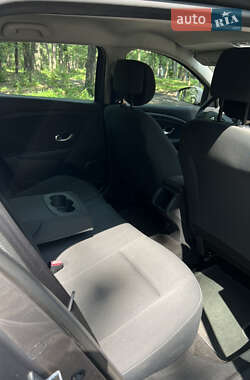 Универсал Renault Megane 2010 в 