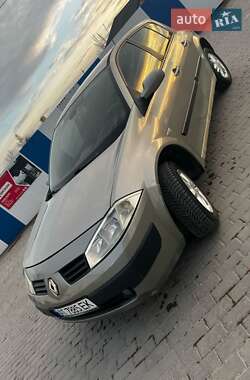 Хэтчбек Renault Megane 2004 в Чемеровцах