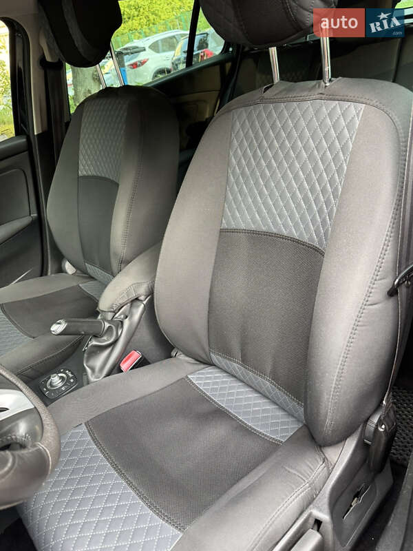 Универсал Renault Megane 2011 в Киеве