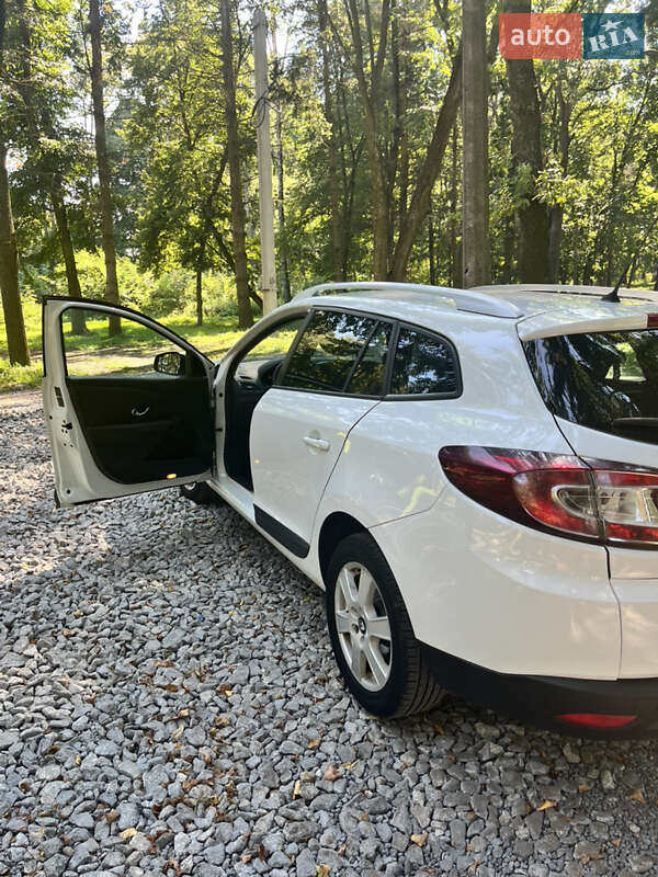 Универсал Renault Megane 2011 в Киеве