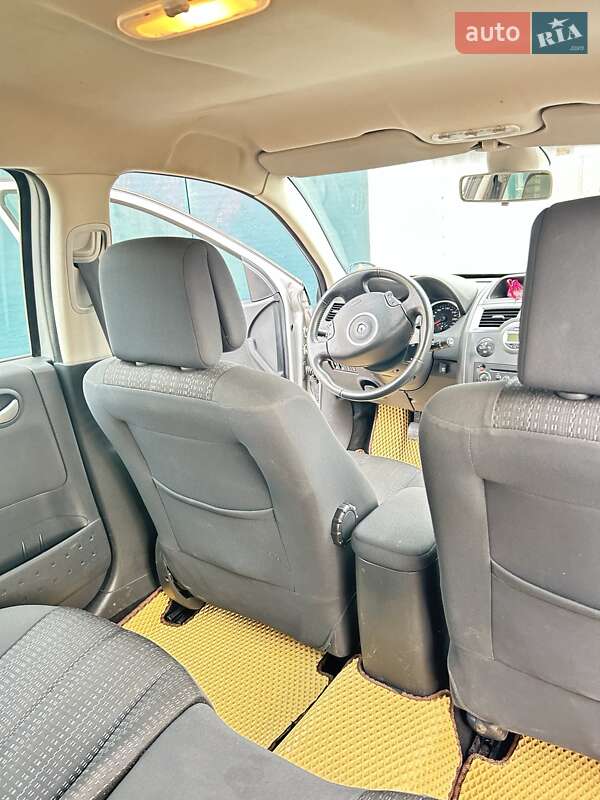 Универсал Renault Megane 2007 в Краснограде
