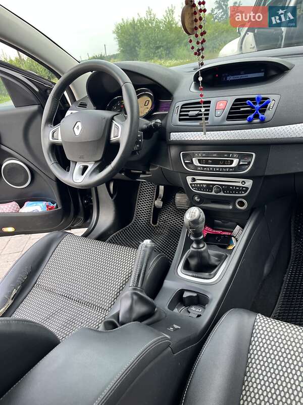 Купе Renault Megane 2010 в Миколаєві