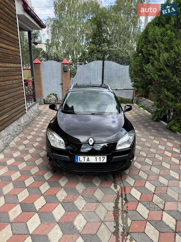 Универсал Renault Megane 2011 в Котельве