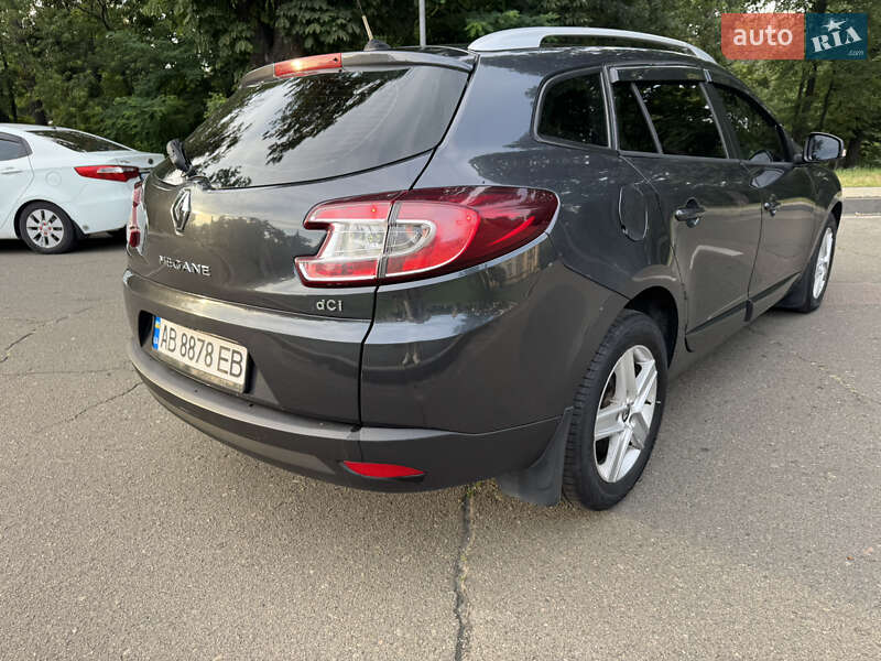 Универсал Renault Megane 2014 в Киеве
