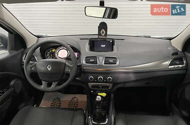 Хэтчбек Renault Megane 2014 в 