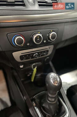 Хэтчбек Renault Megane 2014 в 
