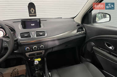 Хэтчбек Renault Megane 2014 в 