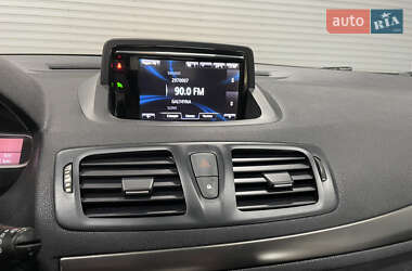 Хэтчбек Renault Megane 2014 в 