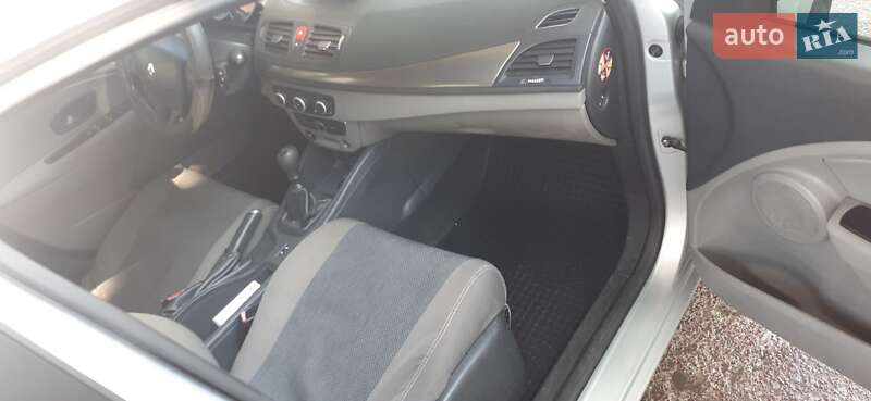 Хэтчбек Renault Megane 2011 в Ивано-Франковске