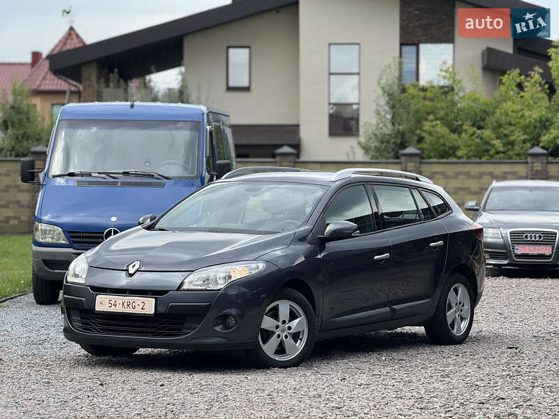 Универсал Renault Megane 2010 в 