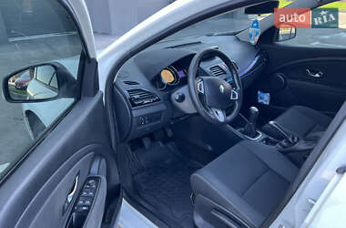 Универсал Renault Megane 2011 в 