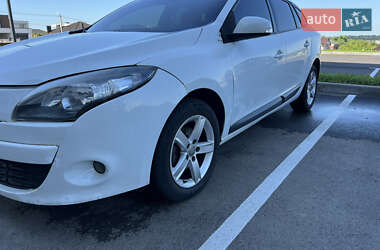 Универсал Renault Megane 2011 в 