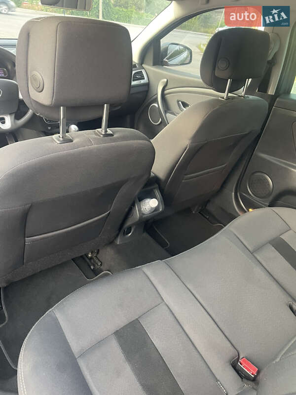 Универсал Renault Megane 2011 в Ивано-Франковске