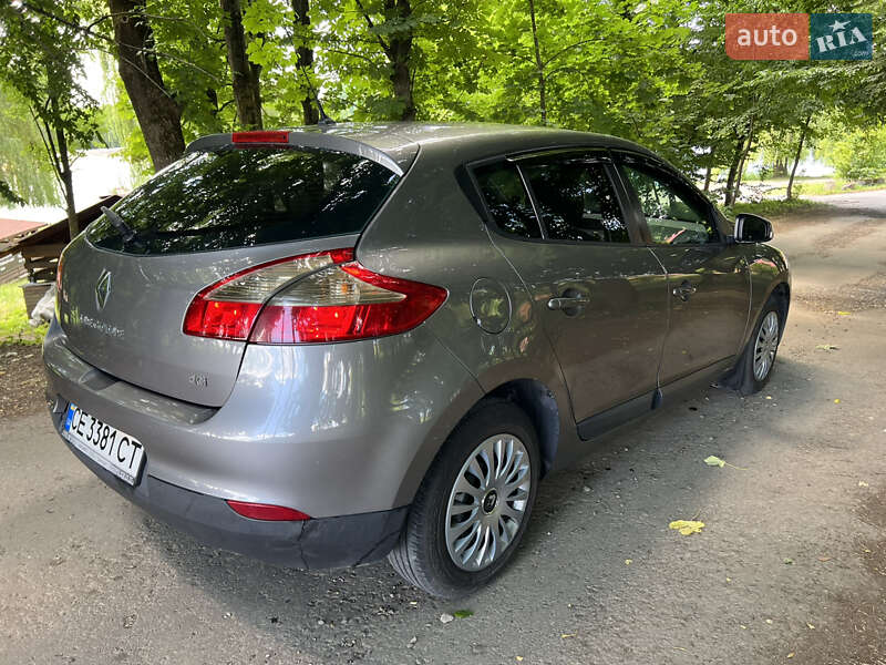 Хэтчбек Renault Megane 2009 в Тлумаче