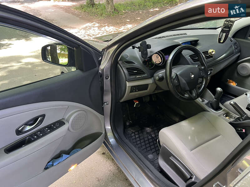 Хэтчбек Renault Megane 2009 в Тлумаче