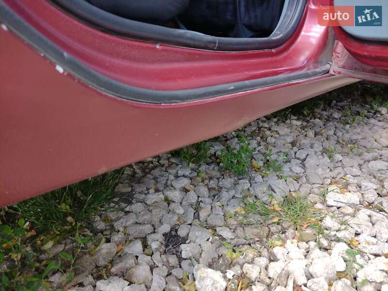 Седан Renault Megane 1999 в Буске фото 3 Седан Renault Megane 1999 в Буске