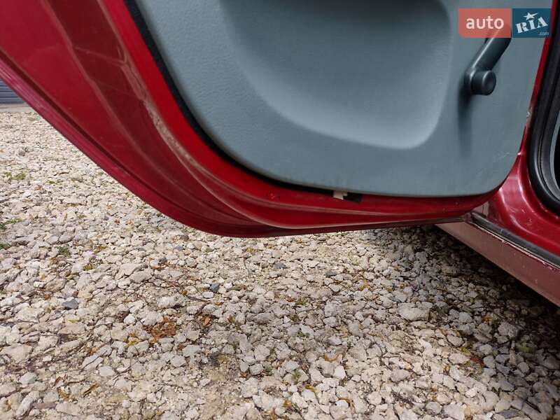 Седан Renault Megane 1999 в Буске фото 7 Седан Renault Megane 1999 в Буске