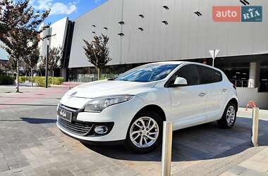 Хетчбек Renault Megane 2013 в 