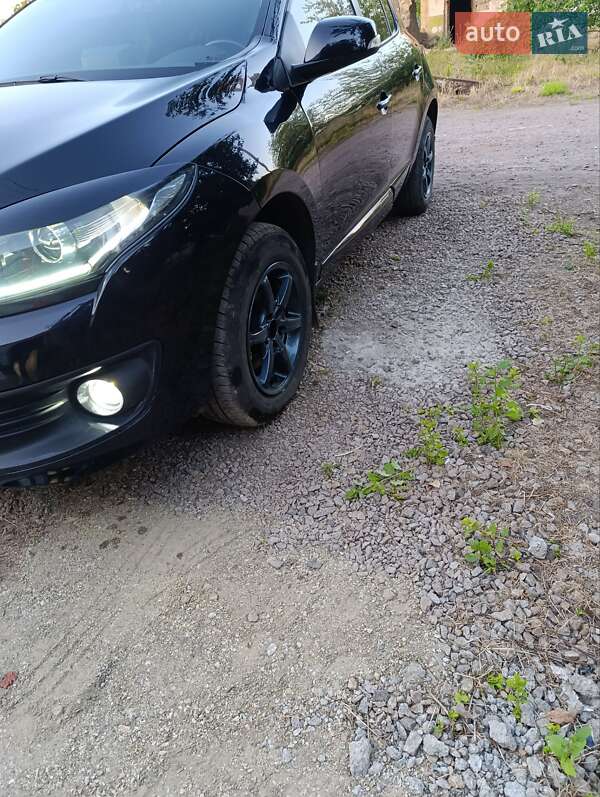 Хетчбек Renault Megane 2014 в П'ятихатках