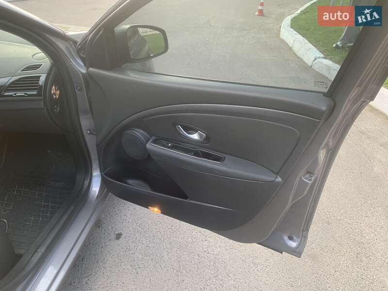 Универсал Renault Megane 2011 в Львове