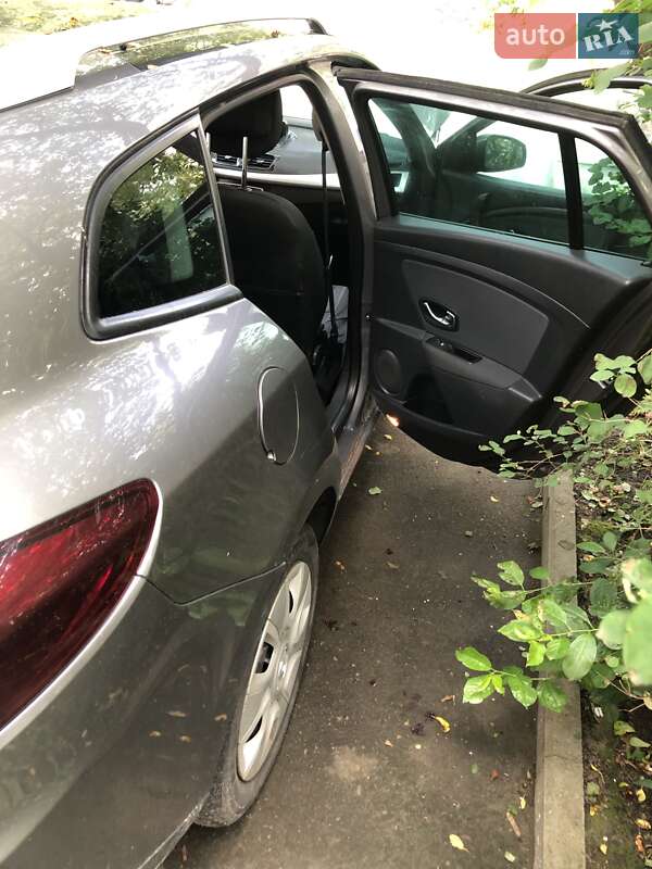 Универсал Renault Megane 2013 в Львове