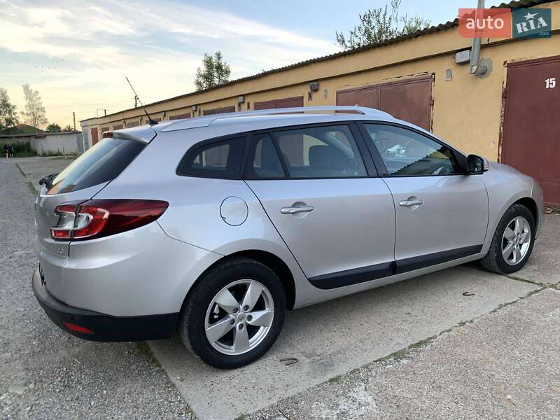 Універсал Renault Megane 2011 в Івано-Франківську